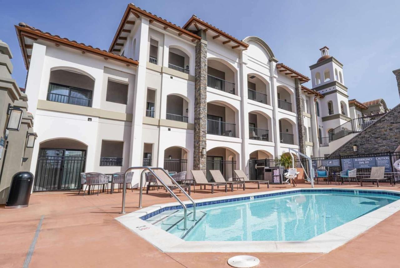 La Quinta Inn & Suites By Wyndham Санта-Круз Екстер'єр фото