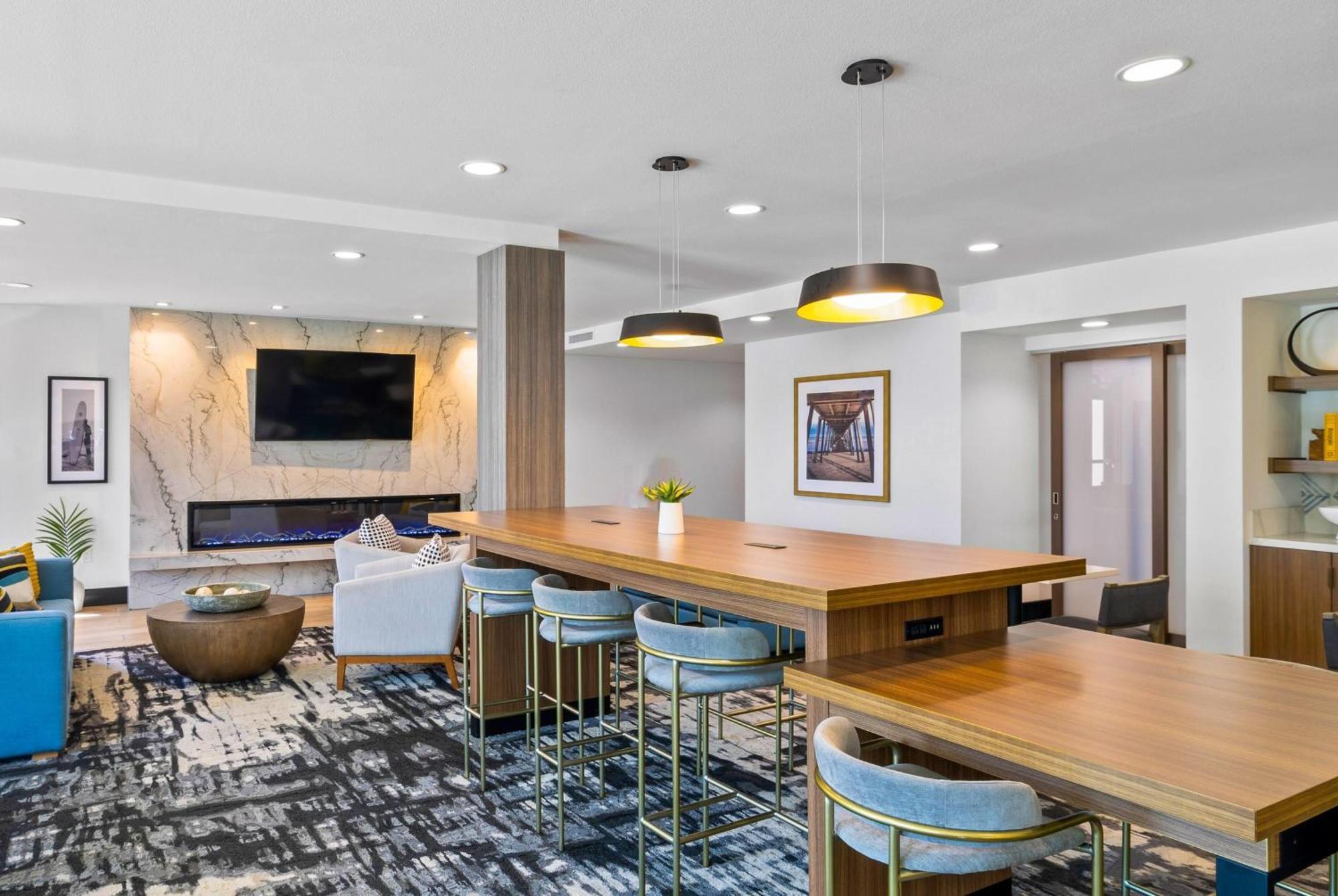 La Quinta Inn & Suites By Wyndham Санта-Круз Екстер'єр фото
